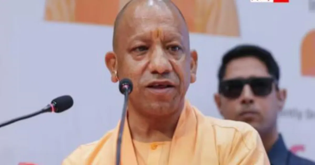 यूपी में बुजुर्गों और दिव्यांगों को घर बैठे मिलेगा मुफ्त राशन, योगी सरकार का बड़ा फैसला