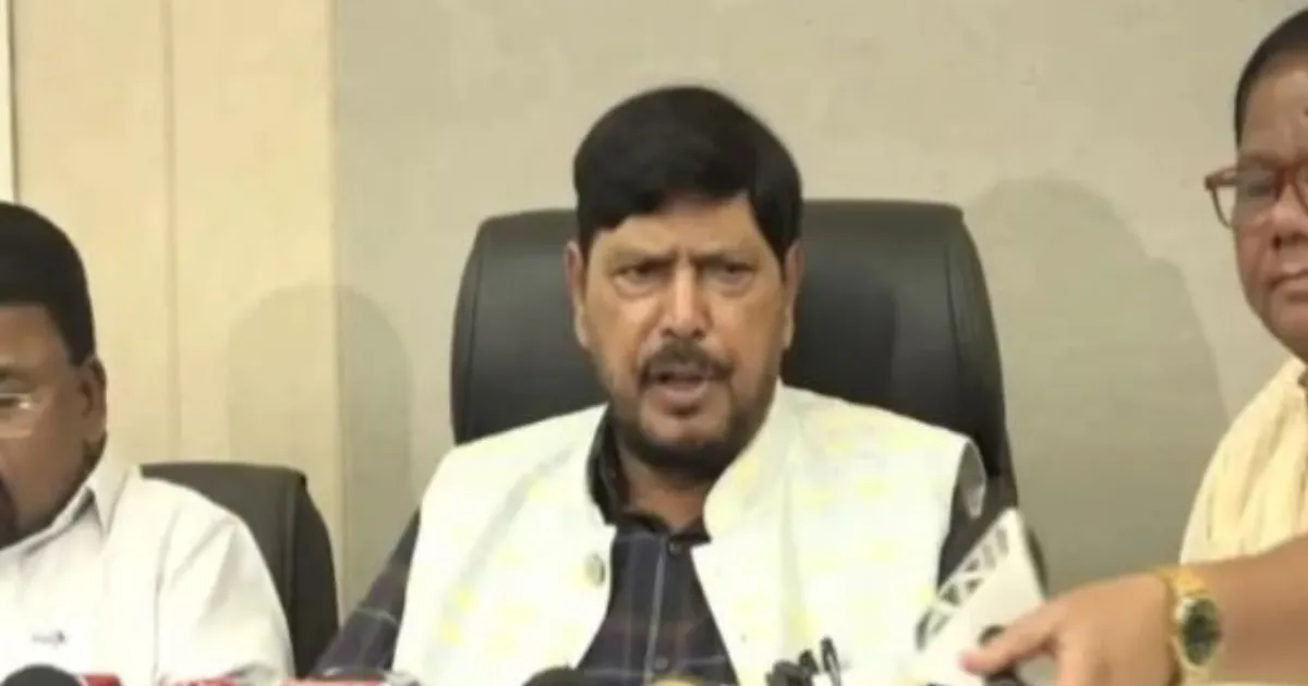मंत्रिमंडल का जल्द होगा विस्तार, महाराष्ट्र से बीजेपी-एनसीपी नेताओं को मिल सकती है जगह: रामदास अठावले