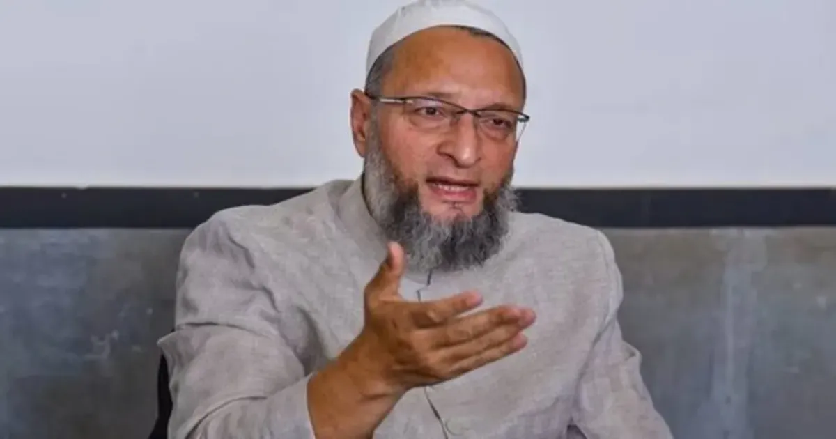 इंडिया गठबंधन की रैली से ओवैसी ने बनाई दूरी, बोले- एसआईआर के खिलाफ मेरी लड़ाई अलग