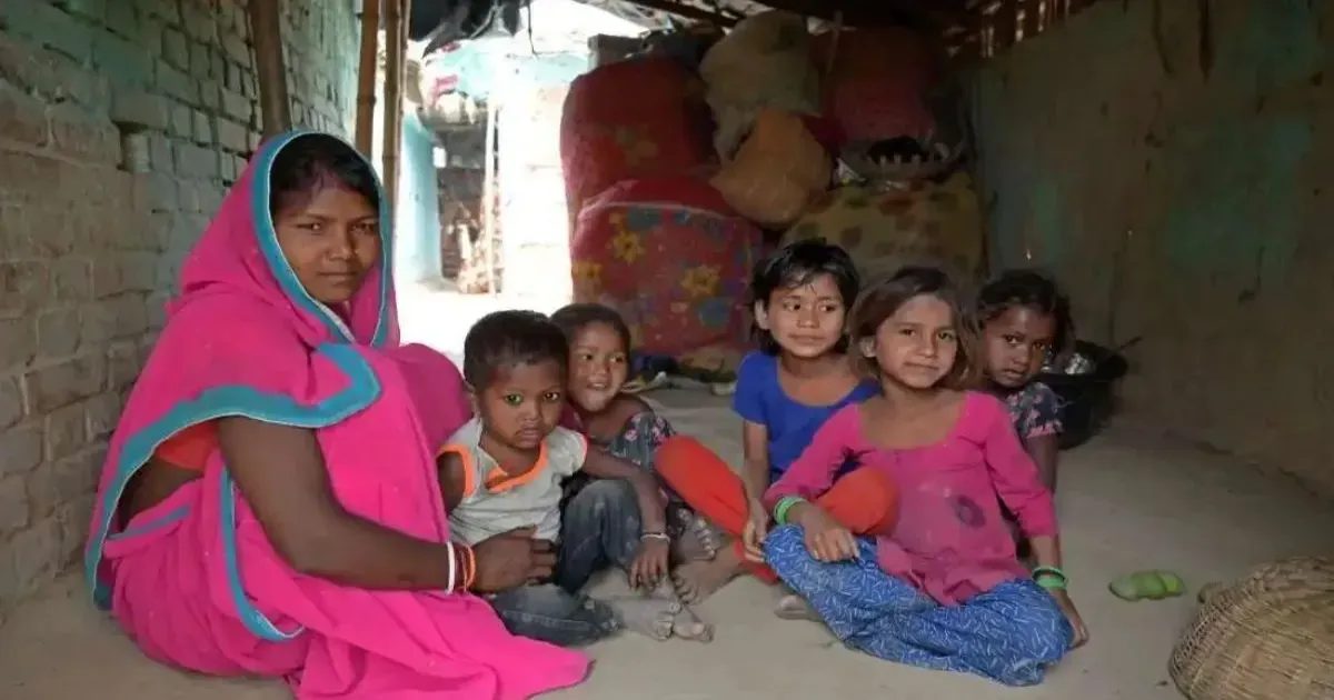 भारत में अत्यधिक गरीबी 27.1% से घटकर 2.6% हुई, दुनिया में सबसे तेज गिरावटों में शामिल: विश्व बैंक
