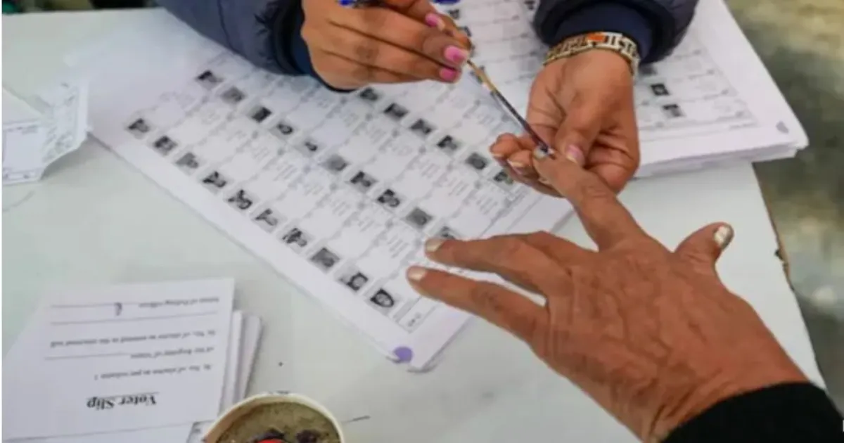 SIR कार्य के दबाव में BLO की आत्महत्या, केरल में बूथ अधिकारियों का राज्यव्यापी बहिष्कार