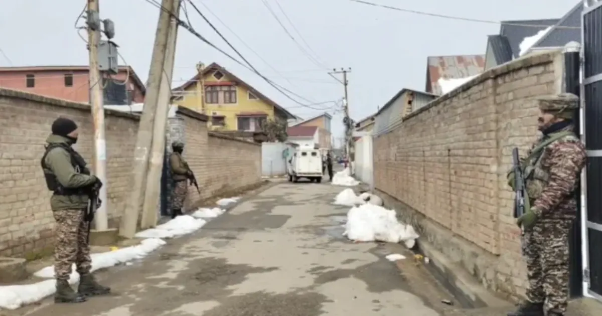 कश्मीर घाटी में एनआईए की बड़ी कार्रवाई, कई स्थानों पर एकसाथ छापेमारी