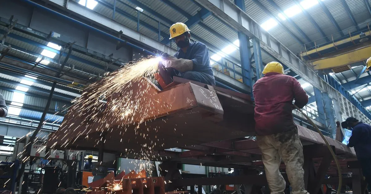 भारत के विनिर्माण क्षेत्र की गतिविधि में फरवरी में 4 महीने की ऊंचाई पर वृद्धि: खरीद प्रबंधक सूचकांक