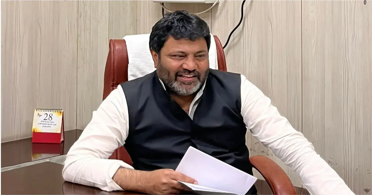 सपा में बढ़ी अंदरूनी कलह! मुख्य सचेतक पद से कमाल अख्तर का इस्तीफा, रुचि वीरा से मतभेद की चर्चा तेज