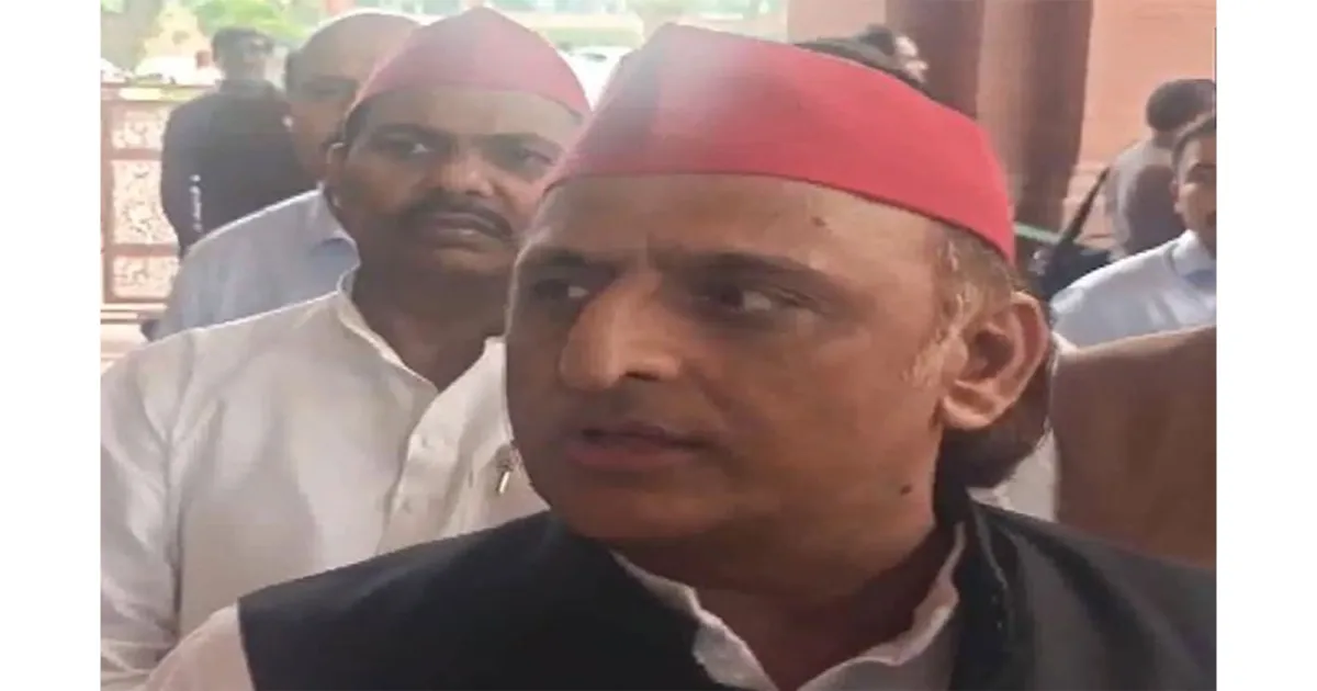 सरकार अहंकार से चल रही है: नीट विवाद और छात्रों के प्रदर्शन पर अखिलेश यादव का केंद्र पर हमला