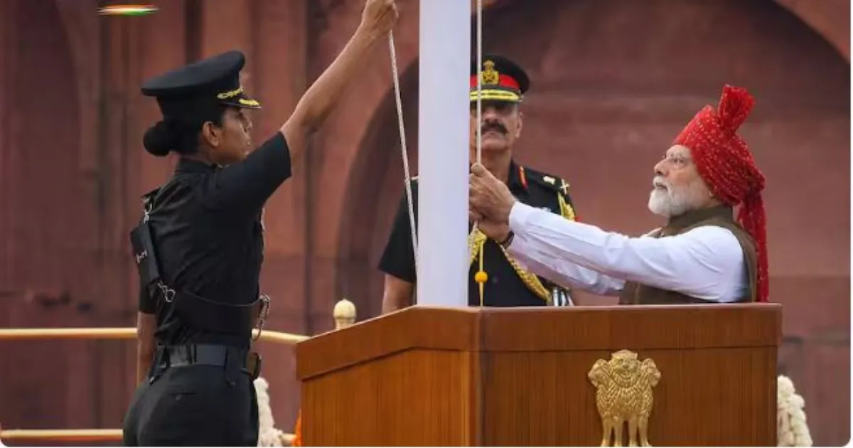 कौन हैं कैप्टन सोनिया सिंह चौहान? लाल किले पर पीएम मोदी के साथ स्वतंत्रता दिवस समारोह में निभाई अहम भूमिका