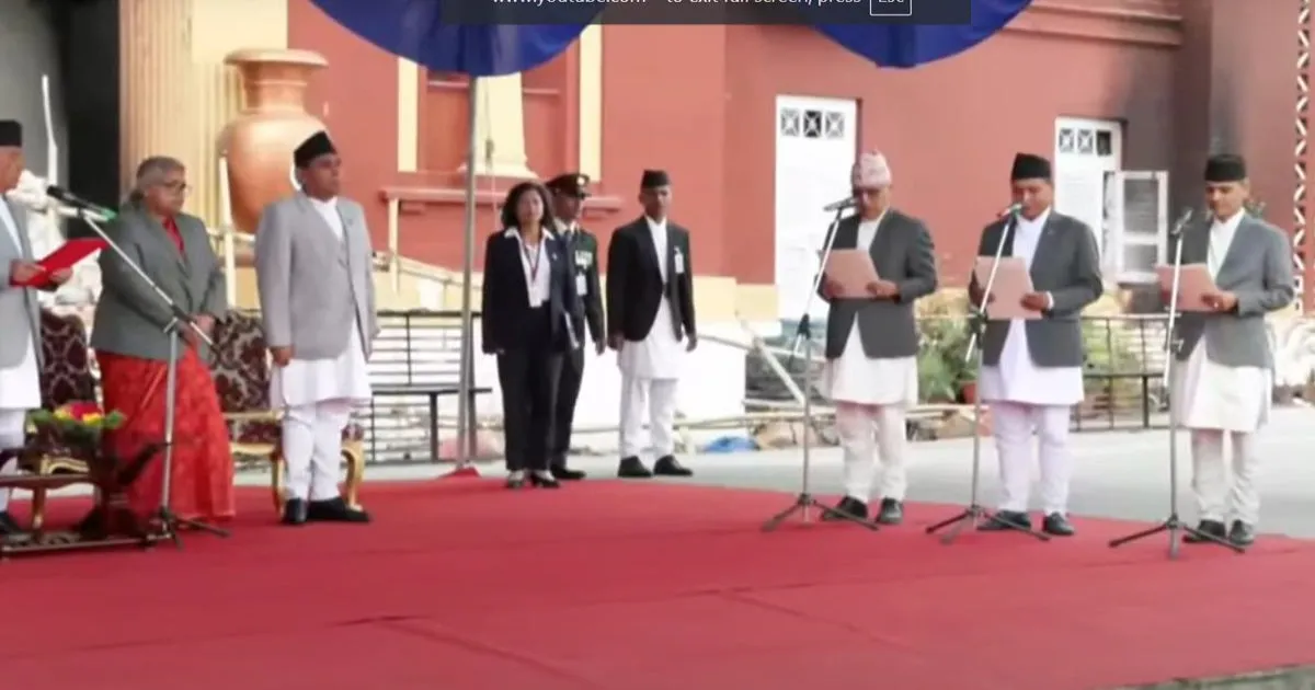 नेपाल की अंतरिम कैबिनेट का विस्तार, रमेश्वर खनाल, कुल्मन घिसिंग और ओमप्रकाश अर्याल शामिल