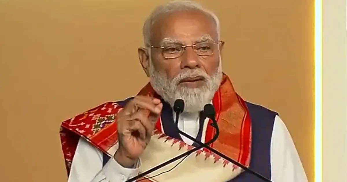 हैदराबाद में प्रधानमंत्री नरेंद्र मोदी ने कई विकास परियोजनाओं का शुभारंभ किया, साइबराबाद को बताया भारत की विकास शक्ति