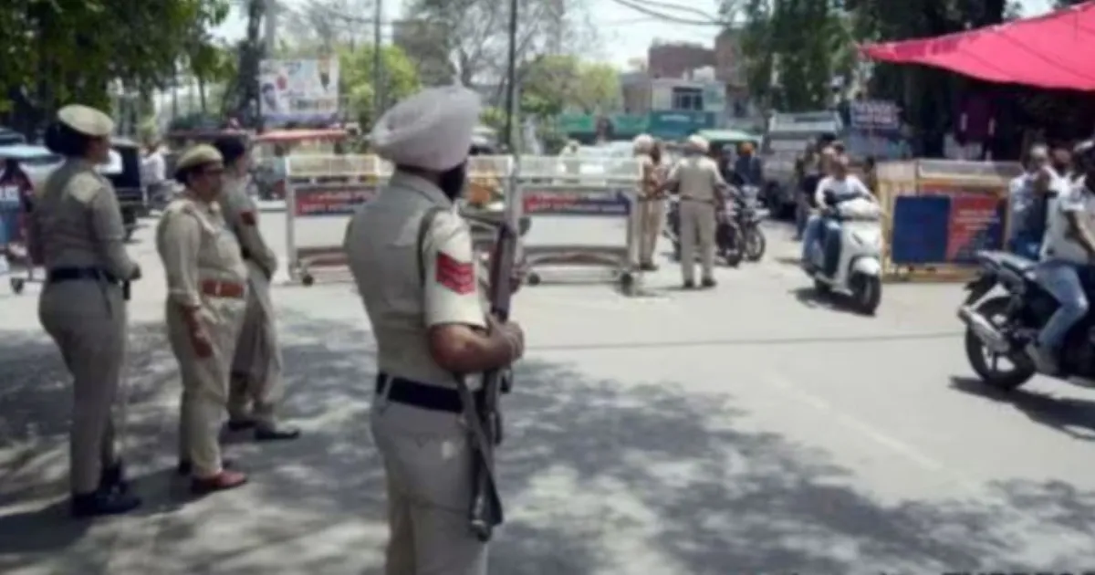 पंजाब के ज़िरकपुर होटल में हेरोइन सेवन करते गुरुग्राम दंपती गिरफ्तार: पुलिस का दावा