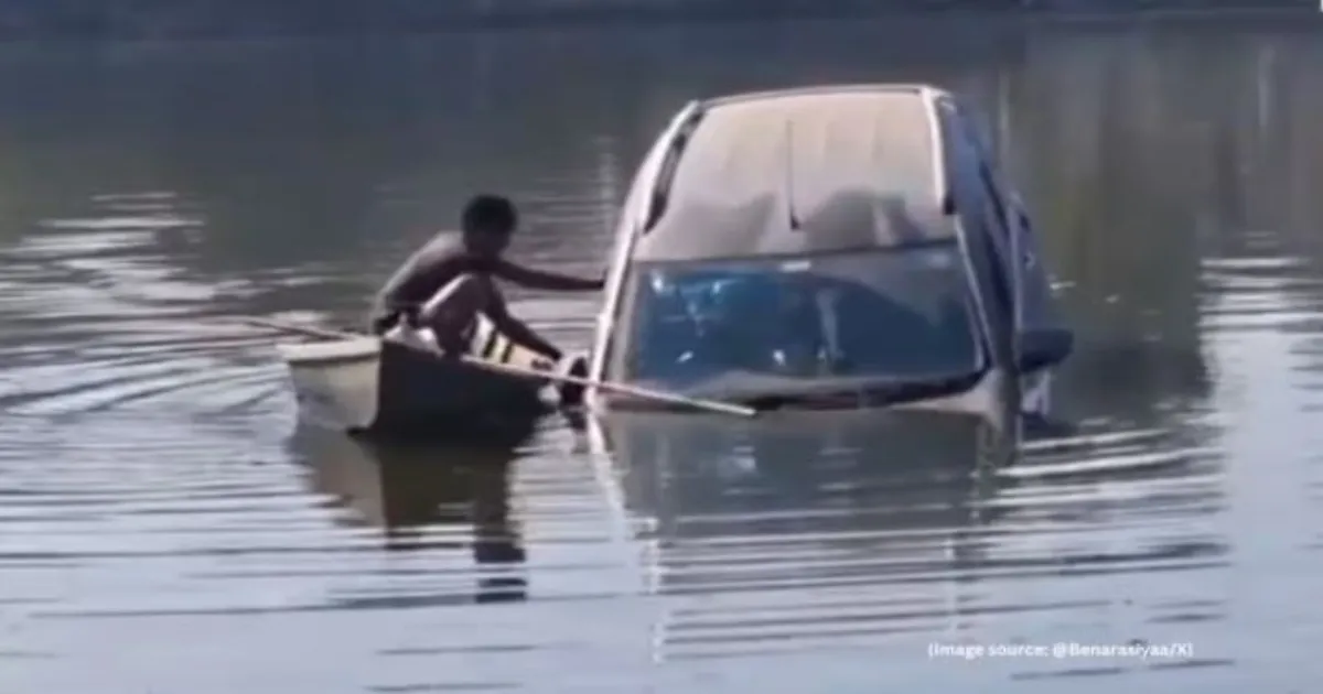 up-pilibhit-heroic-rescue-man-saves-driver-from-sinking-suv