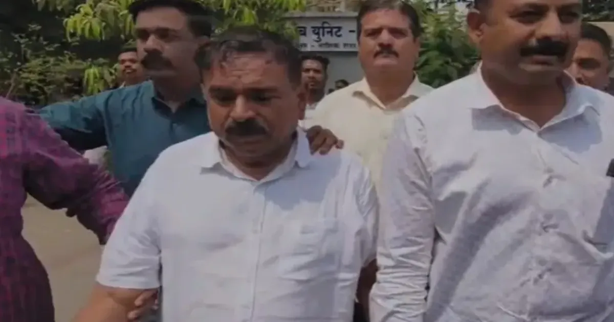 नासिक में ज्योतिषी अशोक खरात का काला सच उजागर, अश्लील वीडियो और शोषण के आरोपों से मचा हड़कंप