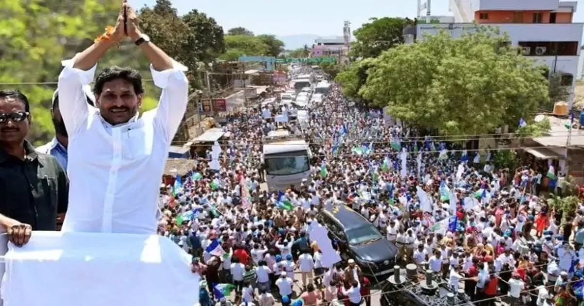 आंध्र के पूर्व मुख्यमंत्री जगन रेड्डी ₹3,500 करोड़ शराब घोटाले में नामजद: चार्जशीट में रिश्वत लेने का दावा