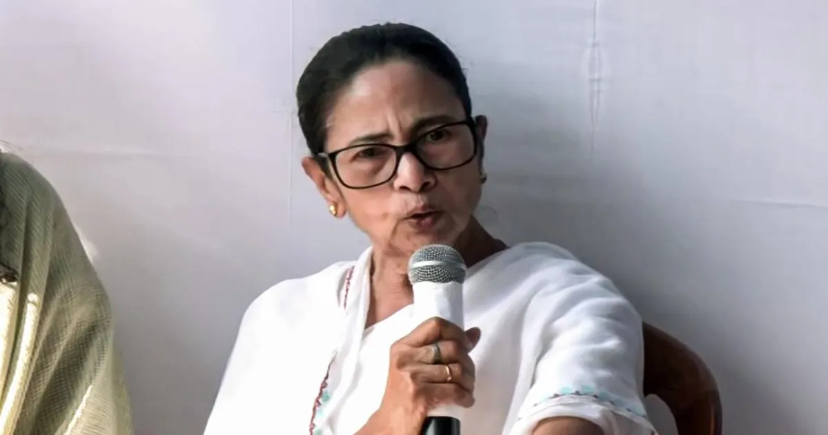 गोरखा मुद्दों पर वार्ताकार की नियुक्ति रद्द करने की मांग, ममता बनर्जी ने पीएम मोदी को लिखा पत्र