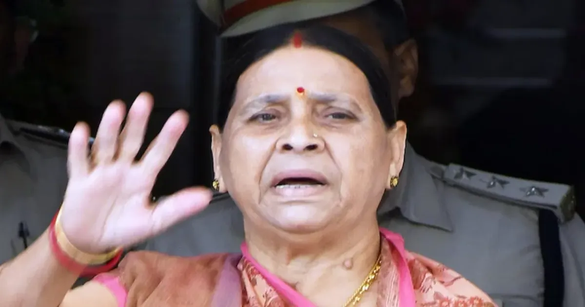 लालू परिवार जल्द शिफ्ट हो सकता है नए पटना बंगले में, राबड़ी देवी ने किया निर्माण कार्य का निरीक्षण