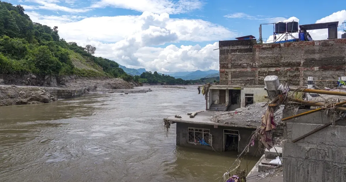 नेपाल में बाढ़ की वजह पर रहस्य गहराया! वैज्ञानिकों ने ग्लेशियल झील फटने की थ्योरी खारिज की, चट्टान-बर्फ गिरने की जांच