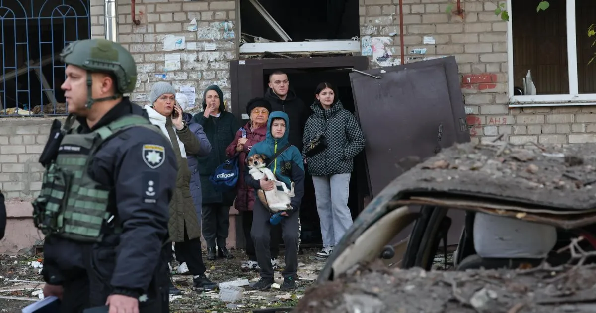 रूस ने फिर किया यूक्रेन के बिजली तंत्र पर हमला, दो की मौत, पूरे देश में ब्लैकआउट