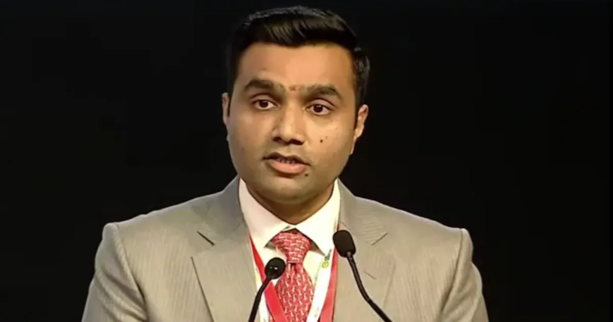 karan-adani-calls-naidu-an-institution-at-cii-summit