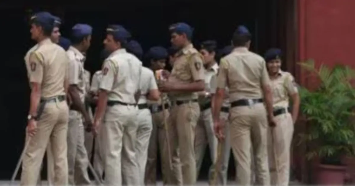 खार में सुबह की सैर पर निकली वरिष्ठ नागरिक को ऑटो ने कुचला, मौके पर मौत