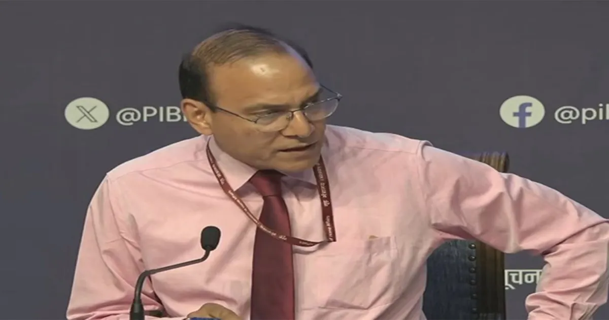 होर्मुज़ जलडमरूमध्य में फंसे 15 भारतीय जहाजों को लाने की कोशिश तेज