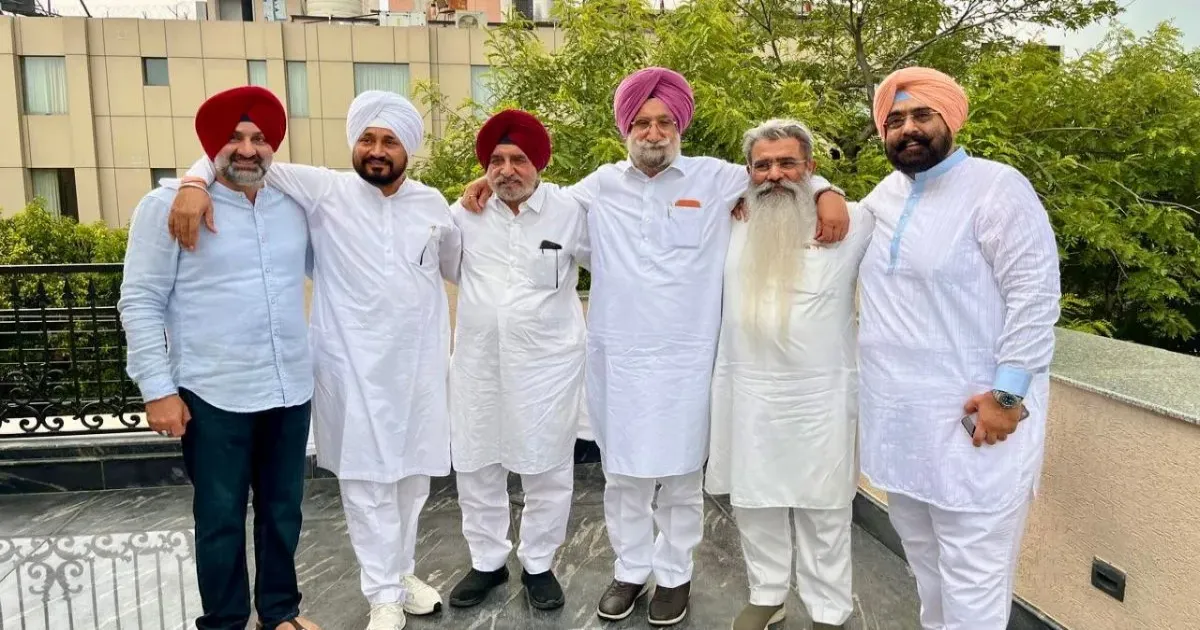 पंजाब कांग्रेस में बढ़ी कलह, चरणजीत सिंह चन्नी गुट ने राजा वड़िंग के कार्यक्रमों से बनाई दूरी
