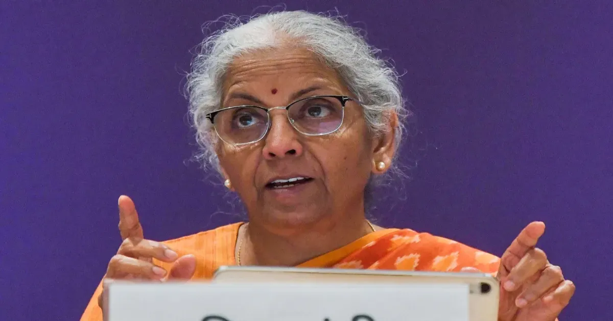 निर्मला सीतारमण ने राहुल गांधी पर साधा निशाना, टाटा समूह के मुद्दे पर अविश्वास और कटुता फैलाने का आरोप