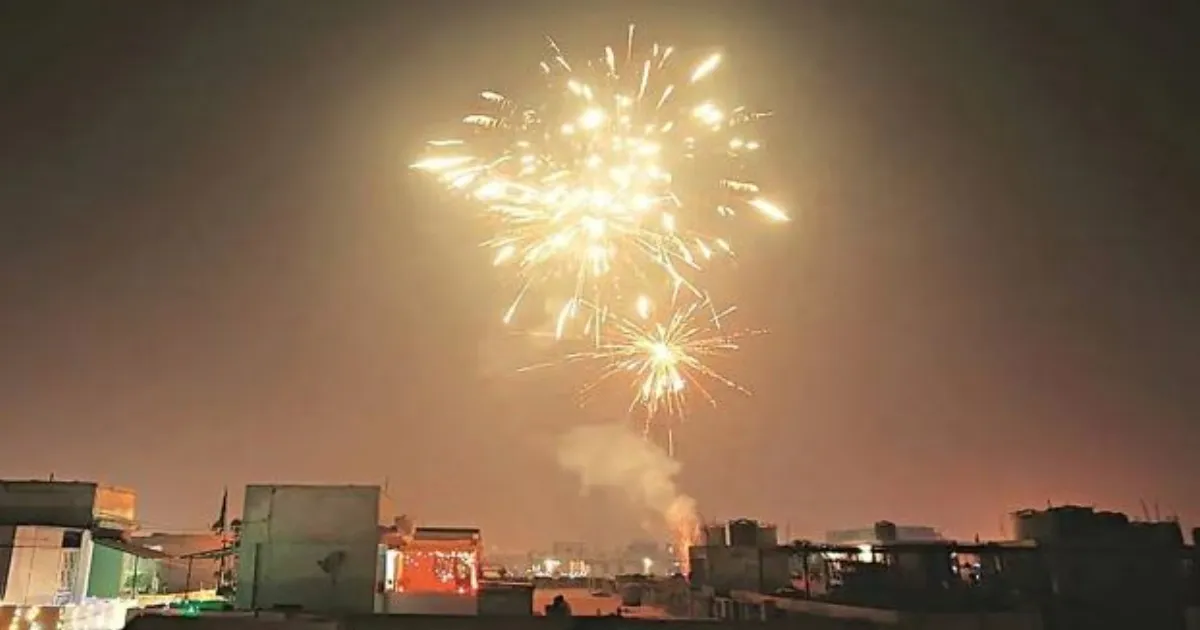 दिल्ली सरकार दिवाली पर हरे पटाखों की अनुमति के लिए सुप्रीम कोर्ट जाएगी: सीएम गुप्ता