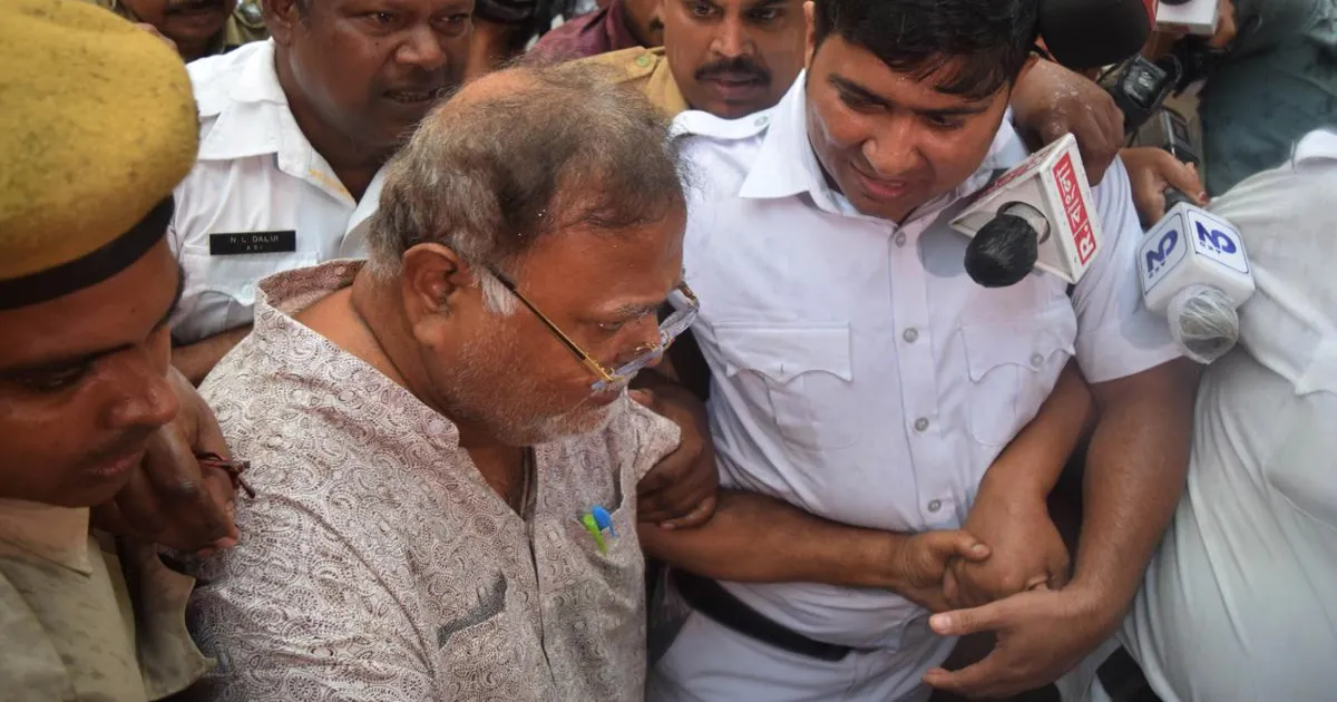 स्कूल भर्ती घोटाले में गिरफ्तार पूर्व मंत्री पार्थ चटर्जी तीन साल बाद जमानत पर रिहा