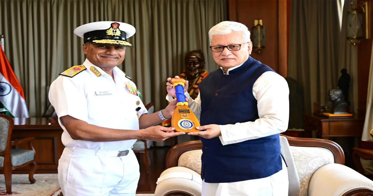 महाराष्ट्र के राज्यपाल ने नए नौसेना प्रमुख वाइस एडमिरल कृष्णा स्वामीनाथन को दी बधाई