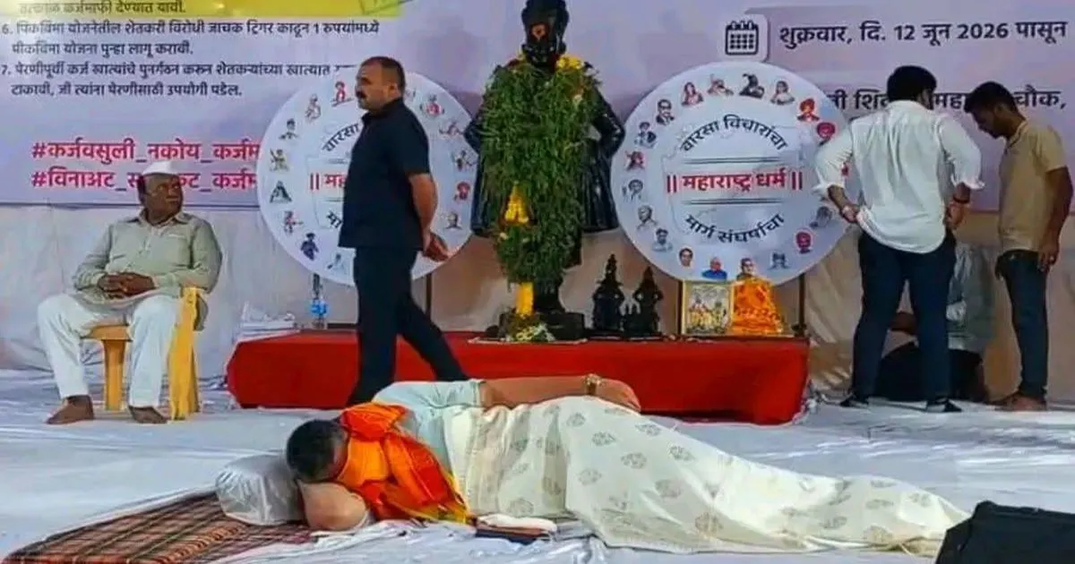 कृषि ऋण माफी की शर्तों के खिलाफ रोहित पवार का अनिश्चितकालीन अनशन दूसरे दिन भी जारी