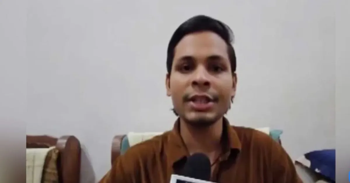 जंतर-मंतर पर प्रदर्शनकारी के पिता से मारपीट के आरोपी हिंदू कार्यकर्ता स्वतंत्र भारद्वाज बुलंदशहर में हिरासत में