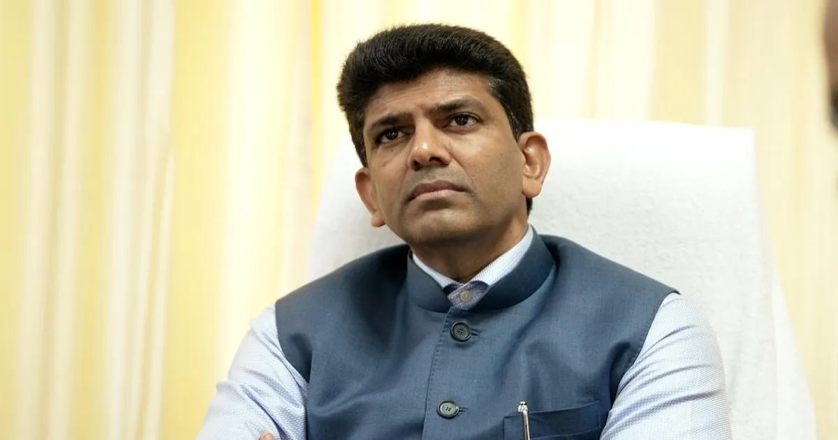 केंद्रीय मंत्री पेम्मसानी ने आंध्रप्रदेश के गुंटूर में रेलवे और आवास परियोजनाओं में समन्वय पर दिया जोर