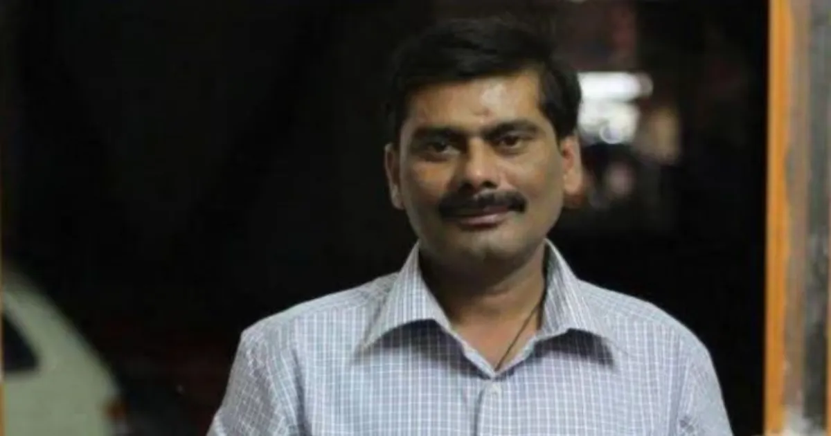 देहरादून में पत्रकार की घर में घुसकर पिटाई से मौत, सीने और पेट पर लात-घूंसे मारने का आरोप