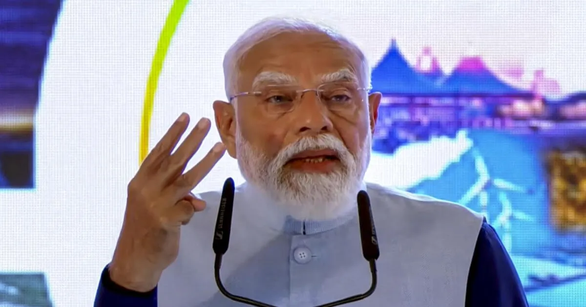 दुनिया की तीसरी सबसे बड़ी अर्थव्यवस्था बनने की ओर तेज़ी से बढ़ रहा भारत: प्रधानमंत्री मोदी