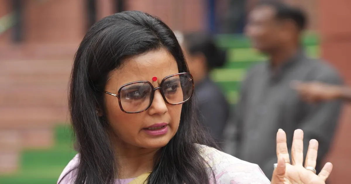 कैश-फॉर-क्वेरी मामला: महुआ मोइत्रा के खिलाफ चार्जशीट पर फैसला लेने के लिए लोकपाल को दो महीने की और मोहलत