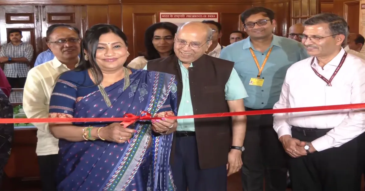 पूर्व प्रधानमंत्री देवेगौड़ा की बहू ने नागरिकों को नेता बनने के लिए प्रेरित करने के लिए प्रदर्शनी का आयोजन किया