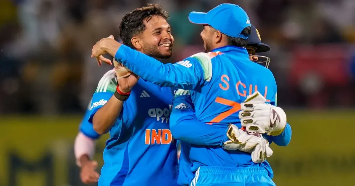 तीसरे वनडे से पहले वॉशिंगटन सुंदर चोटिल, बीसीसीआई ने हर्ष दुबे को टीम में शामिल किया