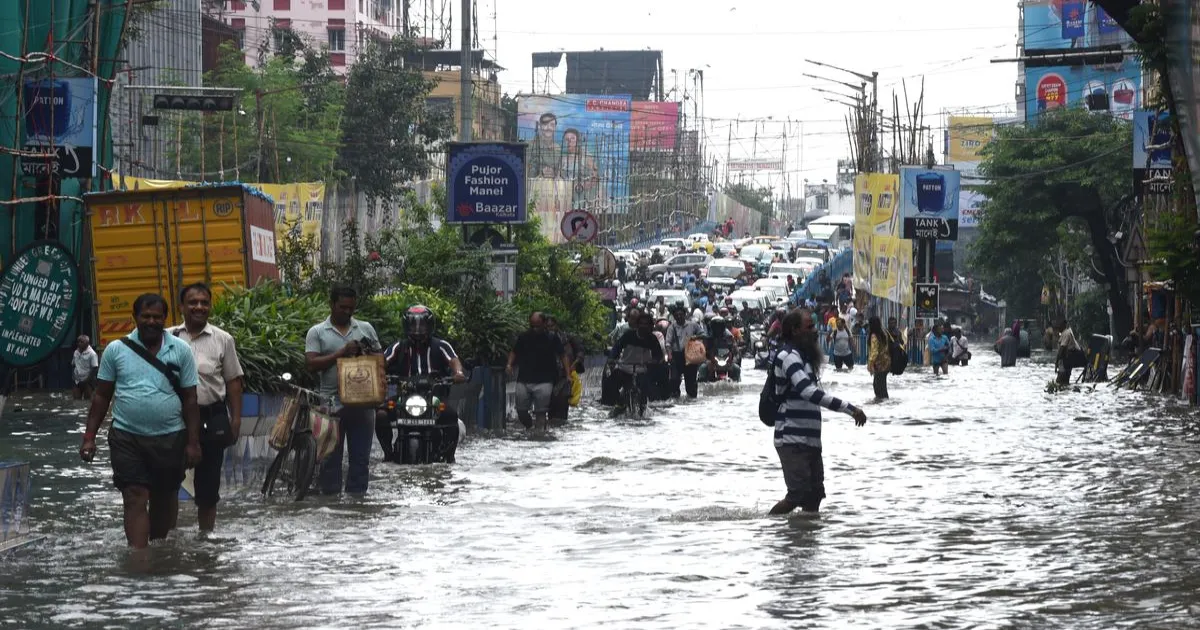 आज की मुख्य खबरें: कोलकाता में 24 घंटे में 250 मिमी से अधिक बारिश, कम से कम 5 की मौत; मोहनलाल को दादासाहेब फाल्के अवॉर्ड