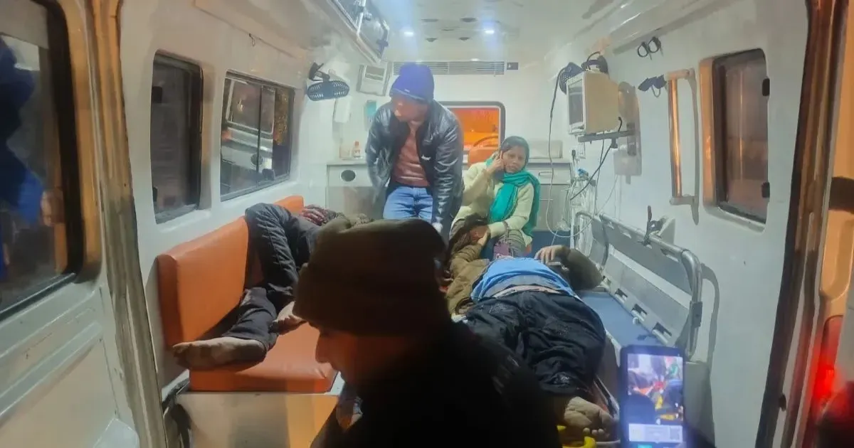 यमुना एक्सप्रेसवे पर भीषण हादसा: तेज रफ्तार ट्रक ने 6 लोगों को कुचला, एक गंभीर