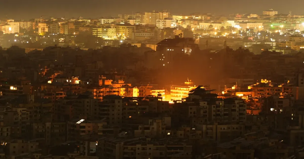 ईरान-इज़राइल युद्ध तेज: ईरान का मिसाइल हमला, बहरीन और कुवैत में सायरन गूंजे