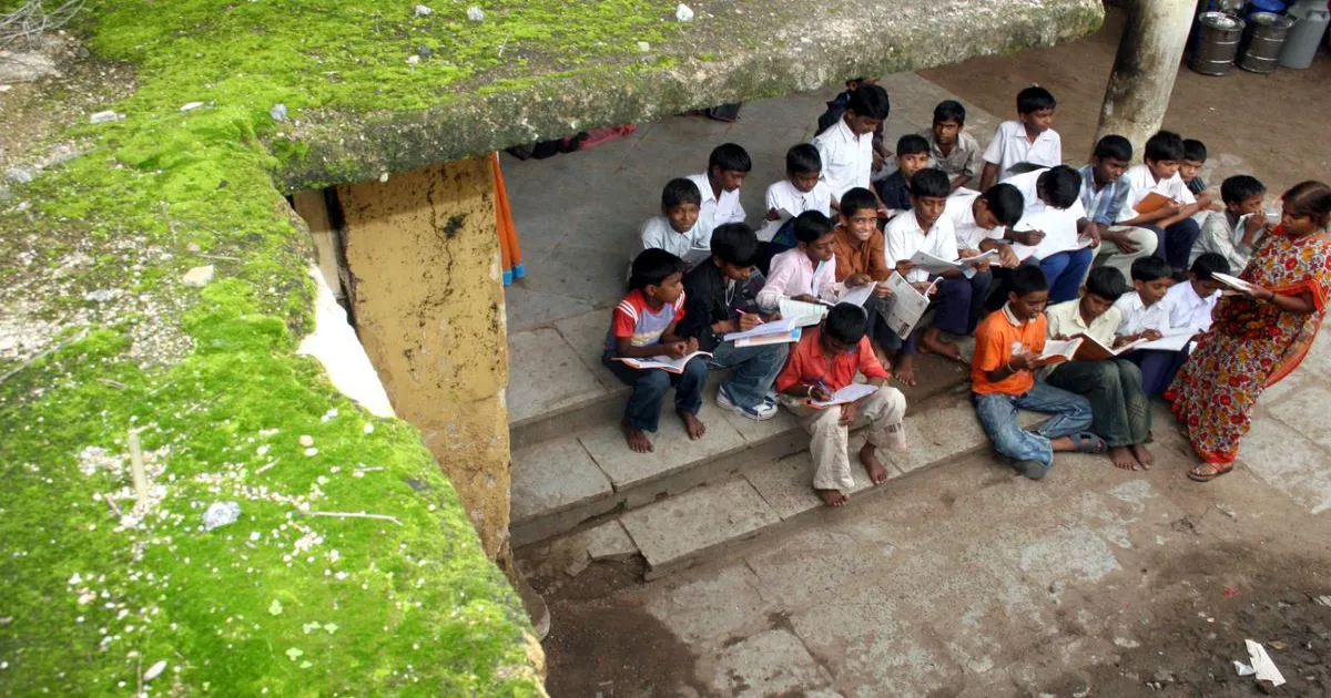 भारत में बच्चों की शिक्षा पर खर्च: लड़के और लड़कियों में अब भी असमानता