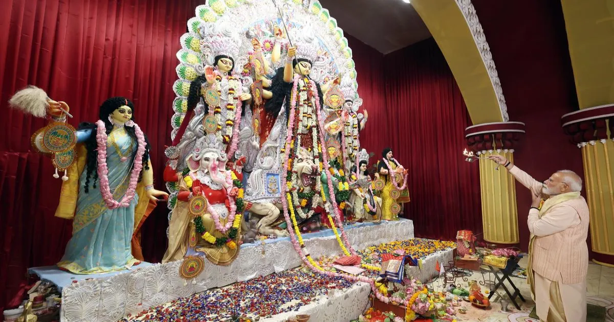 durga-puja-pm-modi-delhi