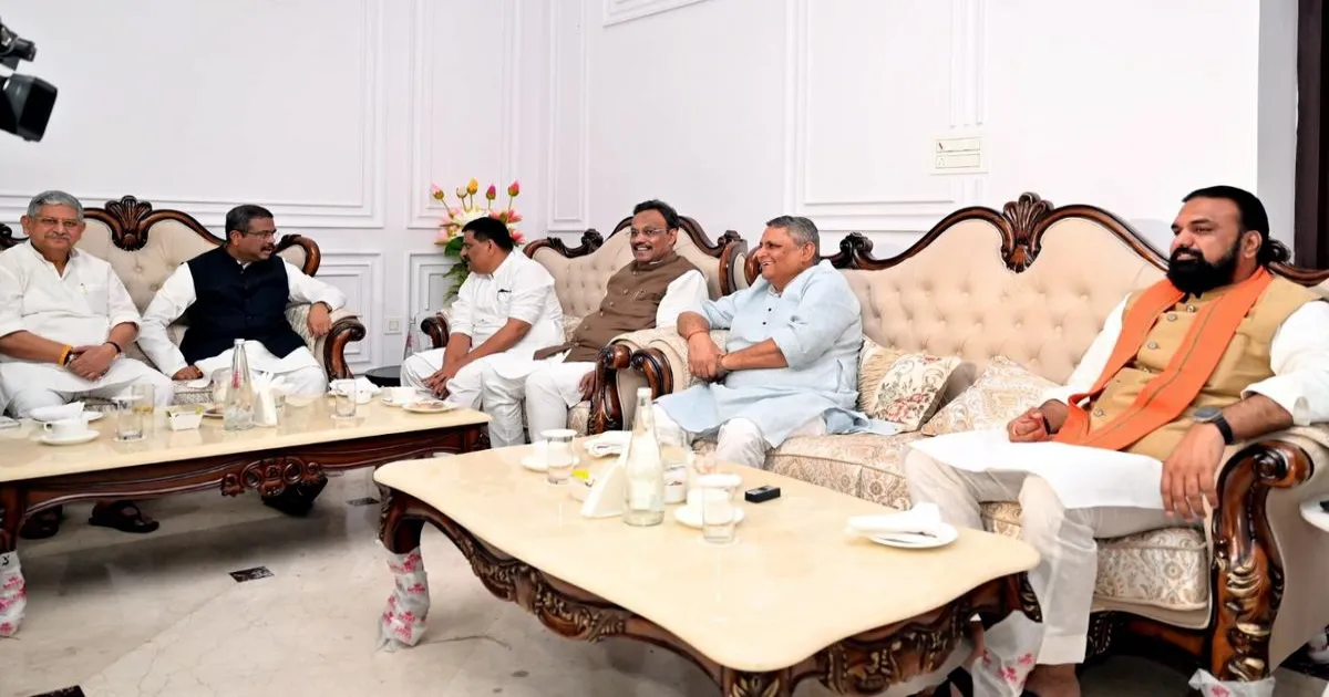 बिहार विधानसभा चुनाव : भाजपा और एनडीए सहयोगी आज करेंगे सीट बंटवारे का ऐलान, झामुमो ने इंडिया गठबंधन को 14 अक्टूबर तक दी समयसीमा