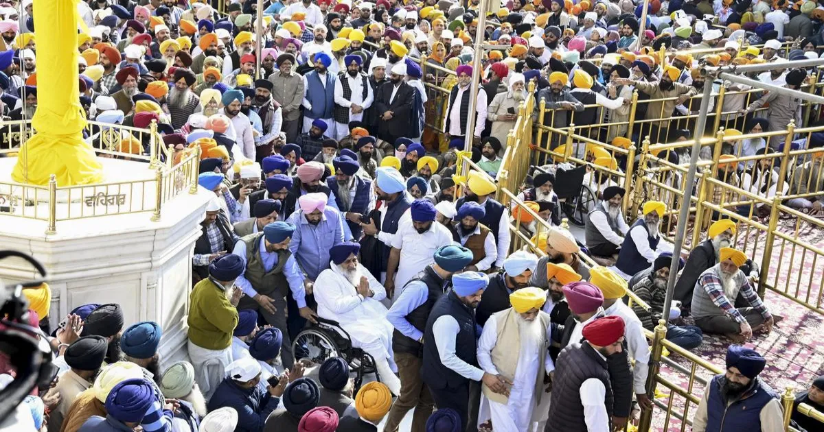ज्ञानी हरप्रीत सिंह बने अकाली दल के अलग हुए गुट के अध्यक्ष