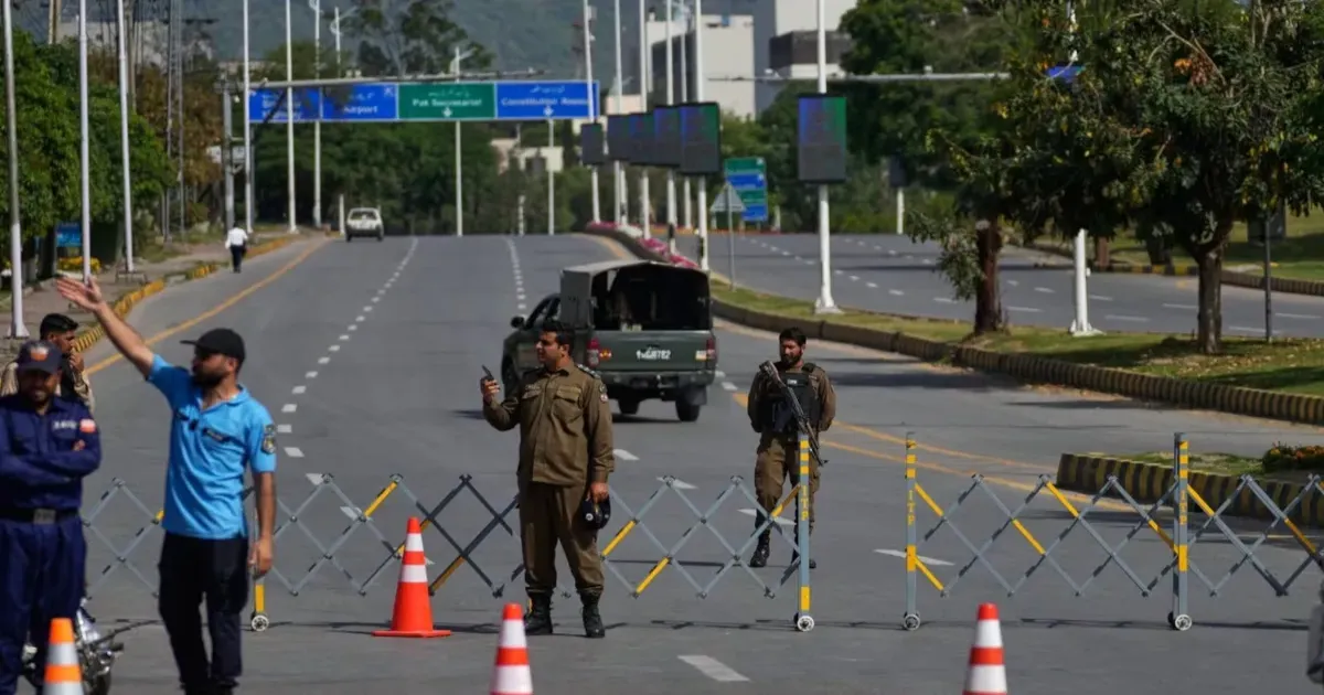 अमेरिका-ईरान फिर पाकिस्तान में वार्ता को तैयार, युद्धविराम खत्म होने से पहले बढ़ी हलचल