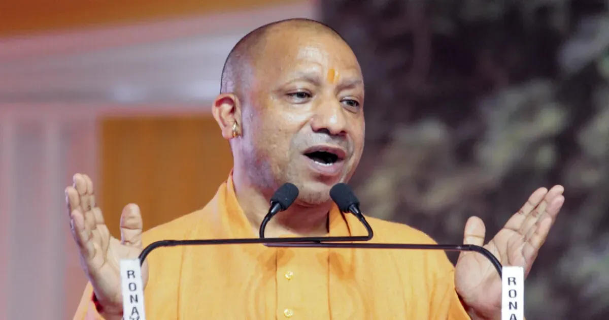 योगी आदित्यनाथ ने आंगनवाड़ी कार्यकर्ताओं का मानदेय बढ़ाया, 5 लाख रुपये तक कैशलेस इलाज की घोषणा