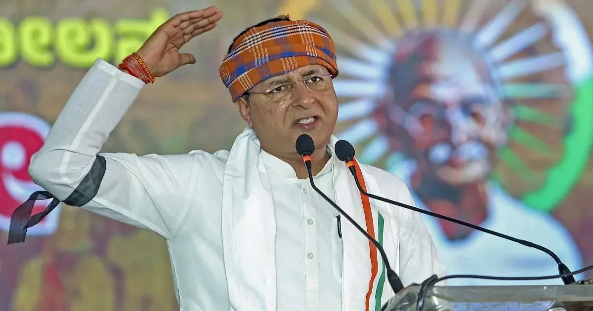 रणदीप सुरजेवाला ने गुजरात को बताया कांग्रेस की प्रेरणा का स्रोत, बोले- मिलकर बनाएंगे नया गुजरात