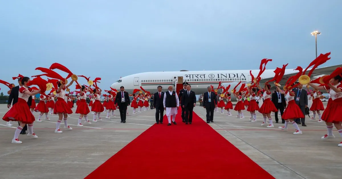 एससीओ शिखर सम्मेलन से पहले चीन के तियानजिन पहुंचे प्रधानमंत्री मोदी