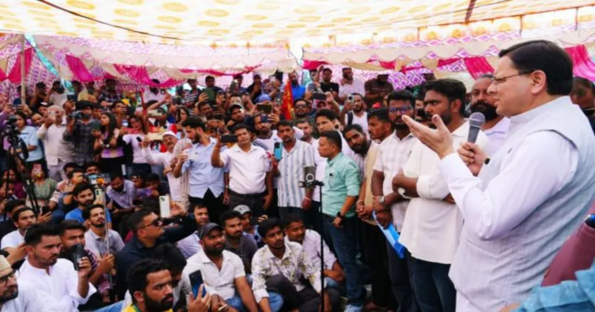 उत्तराखंड पेपर लीक विरोध खत्म, सीएम धामी ने नौकरी अभ्यर्थियों से की मुलाकात, सीबीआई जांच का वादा