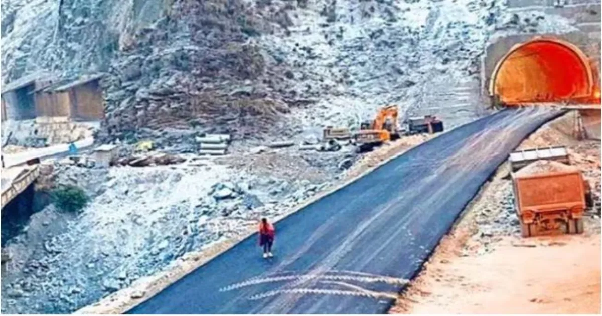 लंबी सुरंग परियोजनाओं में देरी पर सड़क परिवहन मंत्रालय ने जताई चिंता, कहा—डीपीआर में तकनीकी जांच की कमी
