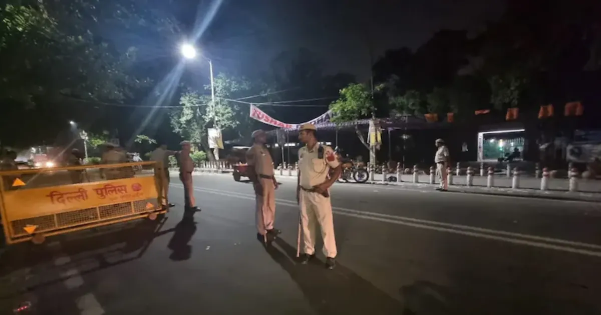 दिल्ली में सुरक्षा कड़ी: 34 संदिग्ध वाहन ज़ब्त, रेड फ़ोर्ट विस्फोट के बाद पुलिस अलर्ट पर
